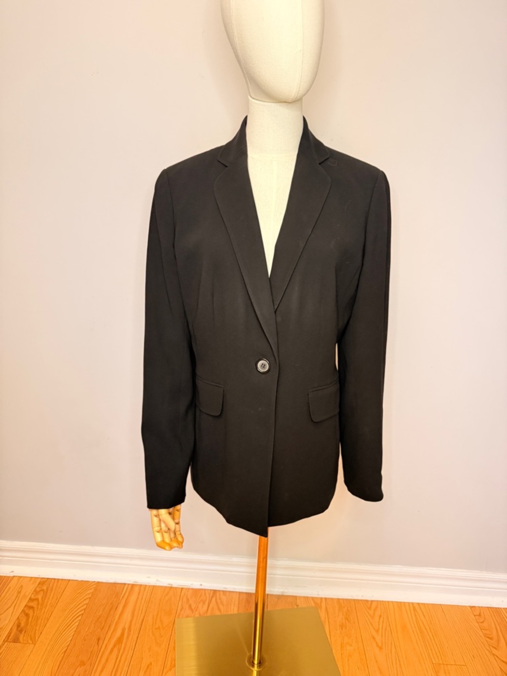 Ann Taylor Black Single-Button Notch Lapel Blazer